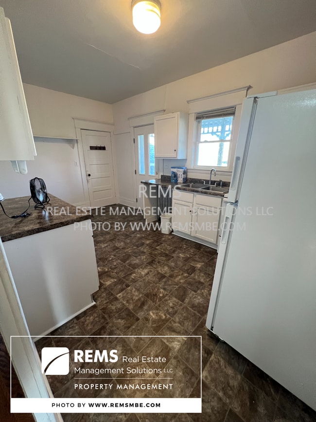 420 N Pine St in Reedsburg, WI - Building Photo - Building Photo