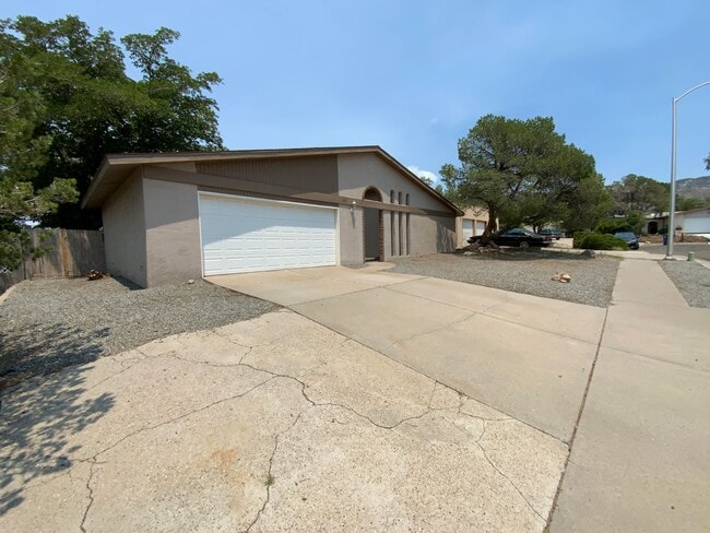 12513 Rosemont Ave NE in Albuquerque, NM - Building Photo - Building Photo