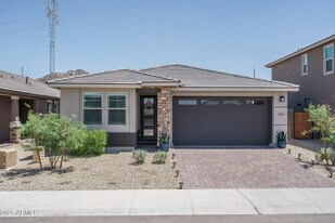 11987 S 172nd Ave in Goodyear, AZ - Building Photo