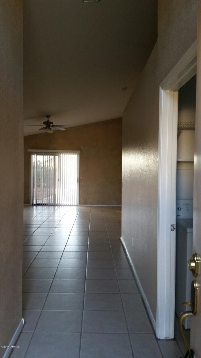 7931 W Kimberly Way in Glendale, AZ - Building Photo - Building Photo