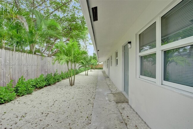 922 NW 4th Ave in Fort Lauderdale, FL - Building Photo - Building Photo