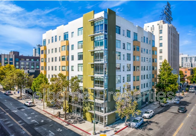 property at 1401 Jackson St