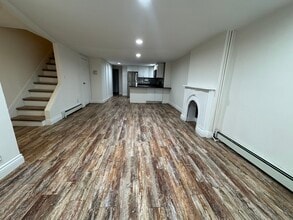 194 Hall St in Brooklyn, NY - Building Photo - Building Photo