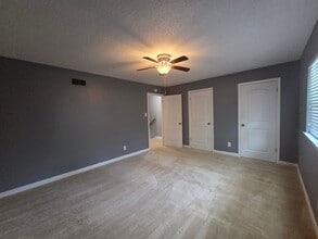 2106 Harbert Ave in Memphis, TN - Building Photo - Building Photo