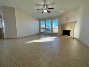 3120 Stonecrop Trail, Unit 152 in Argyle, TX - Building Photo - Building Photo