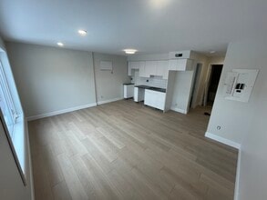 118 Russell Ave in Ottawa, ON - Building Photo - Building Photo