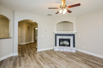 1521 Lily Valley Dr in Lawrenceville, GA - Building Photo - Building Photo