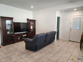 133 Hammond Ct in Jarrell, TX - Building Photo - Building Photo