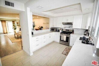 1128 15th St in Santa Monica, CA - Building Photo - Building Photo