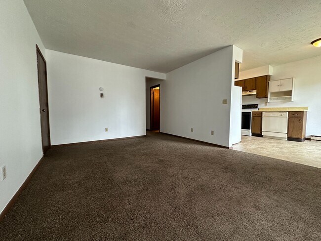 300 College Park Dr in Normal, IL - Foto de edificio - Building Photo
