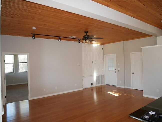 16216 Stewart Rd in Austin, TX - Building Photo - Building Photo