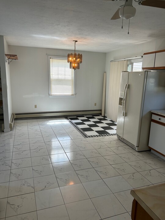 7 Winthrop Ct in Medford, MA - Building Photo