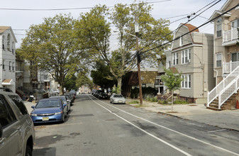 98 LEONARD St in Jersey City, NJ - Foto de edificio - Building Photo