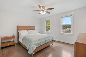 7900 Heritage Dr in Annandale, VA - Building Photo - Building Photo