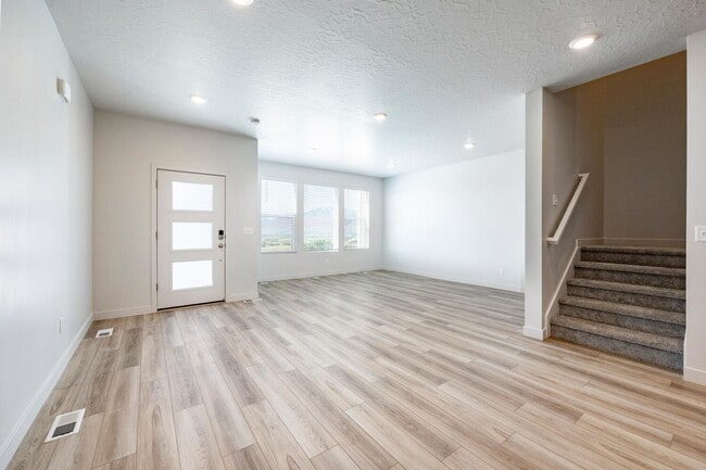 2235 Canal Vw Ln in Daniel, UT - Building Photo - Building Photo