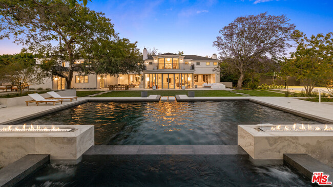 property at 901 Whittier Dr