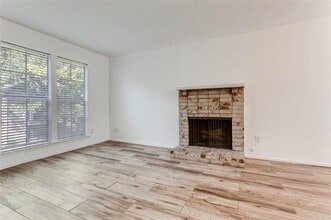 5881 Preston View Blvd in Dallas, TX - Building Photo - Building Photo