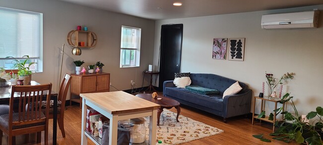 5308 Martin Luther King Jr Way S, Unit #301