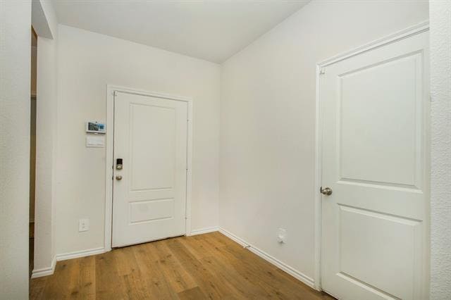 420 Lucky Ln in Ferris, TX - Foto de edificio - Building Photo