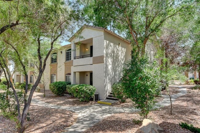 property at 1830 N Buffalo Dr