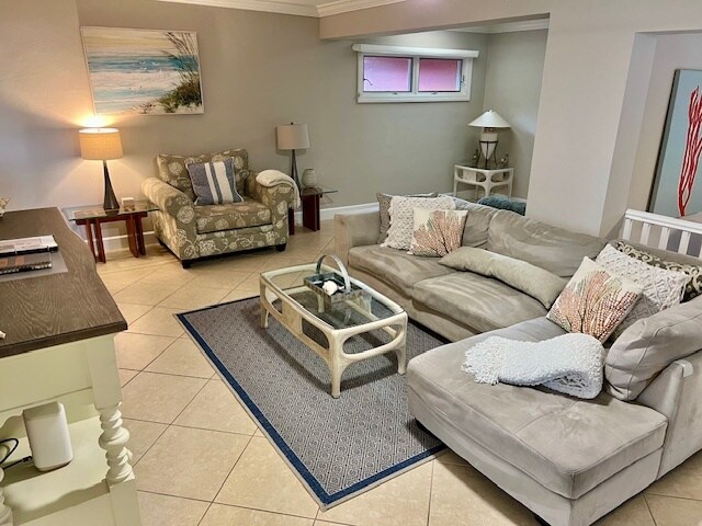 146 Greenbrier St in Marco Island, FL - Building Photo - Building Photo