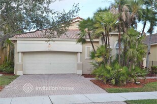 5842 NW 119th Dr in Coral Springs, FL - Building Photo