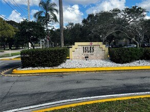 12980 Vista Isles Dr in Sunrise, FL - Building Photo - Building Photo