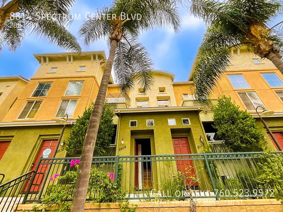 8814 Spectrum Center Blvd in San Diego, CA - Building Photo