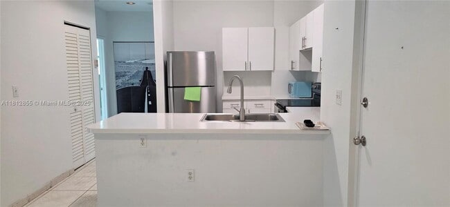 property at 104 SW 9th St