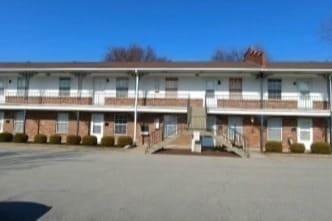 Miller Manor Apartments in Louisville, KY - Building Photo - Building Photo