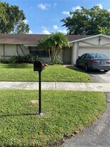 11411 SW 114th St in Miami, FL - Building Photo