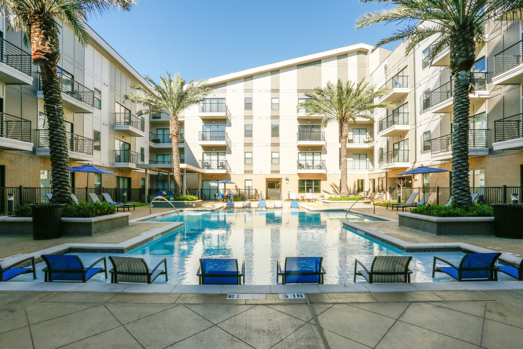 Lofts at City West in Houston, TX - Foto de edificio