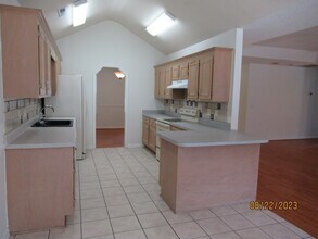 6775 J J Roberts Dr in Sumter, SC - Building Photo - Building Photo