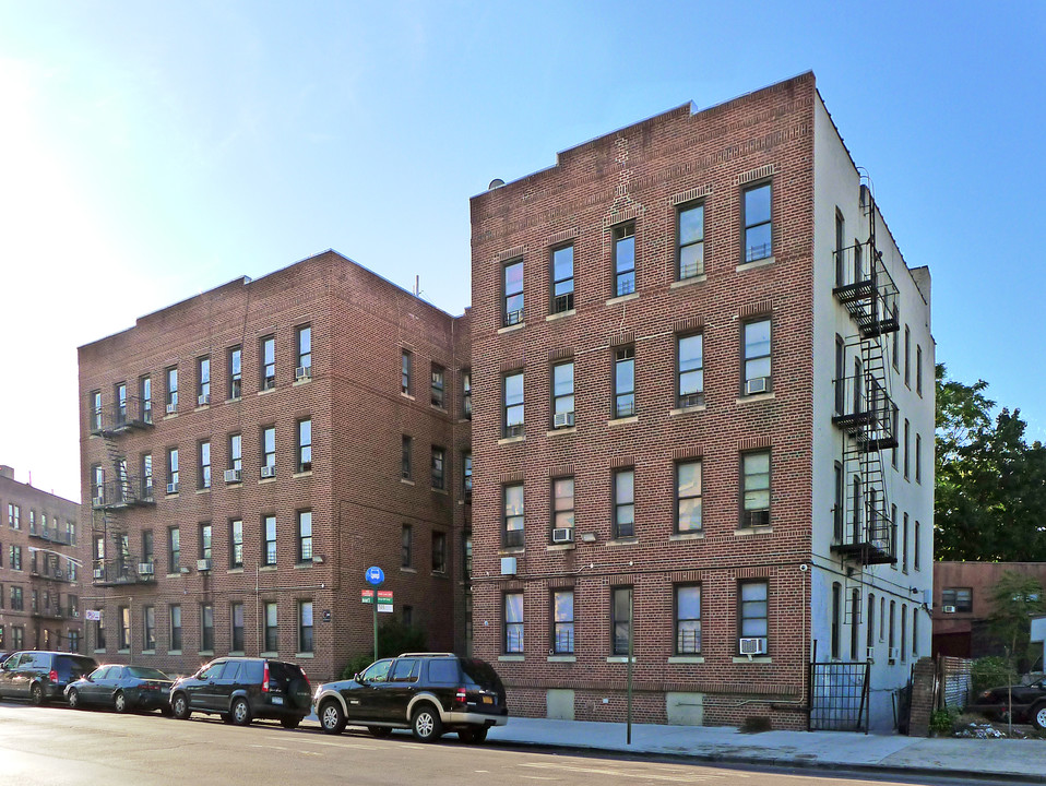 The Devonshire in Brooklyn, NY - Building Photo