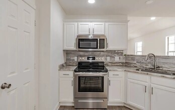 2212 Summer Crossing in Mobile, AL - Building Photo - Building Photo