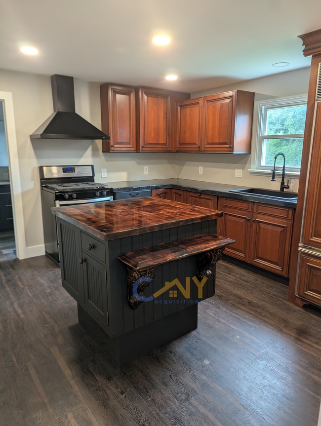 property at 160 E Genesee St