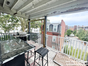 9 Mount Pleasant Ave, Unit 1 in Boston, MA - Building Photo - Building Photo