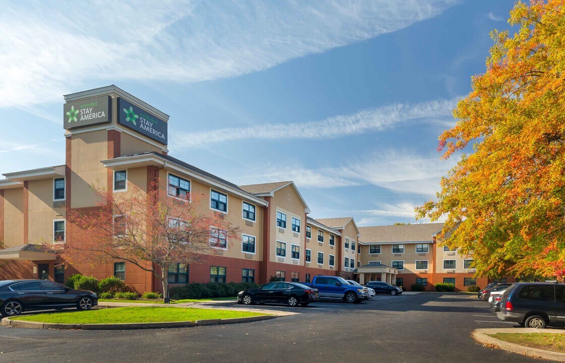 Furnished Studio-Hartford - Meriden in Meriden, CT - Building Photo