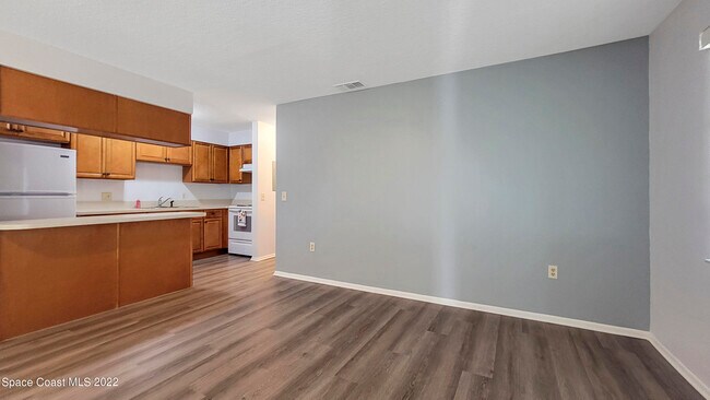 1358 Westover St in Melbourne, FL - Building Photo - Building Photo