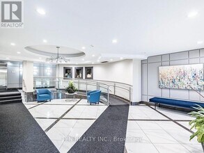 1001 Cedarglen Gate in Mississauga, ON - Building Photo - Building Photo