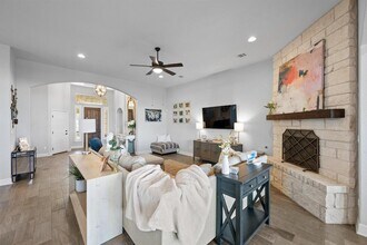 5001 Buchanan Draw Rd in Austin, TX - Building Photo - Building Photo