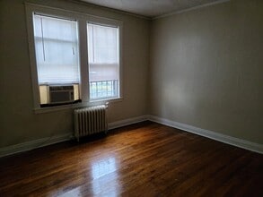 244 S Cleveland St in Memphis, TN - Building Photo - Building Photo