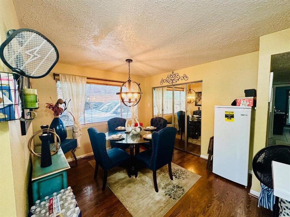 19323 Lazy Valley Dr in Katy, TX - Building Photo
