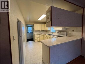 2629 Meldrum Rd in Windsor, ON - Building Photo - Building Photo