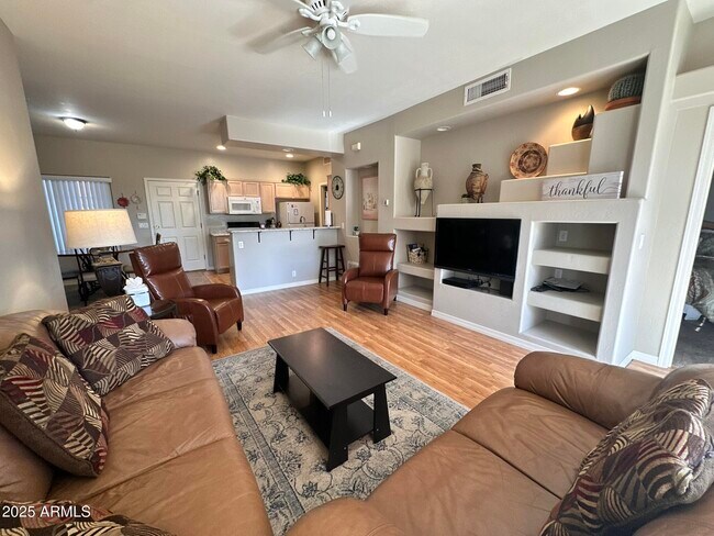 9253 N Firebrick Dr in Fountain Hills, AZ - Building Photo - Building Photo