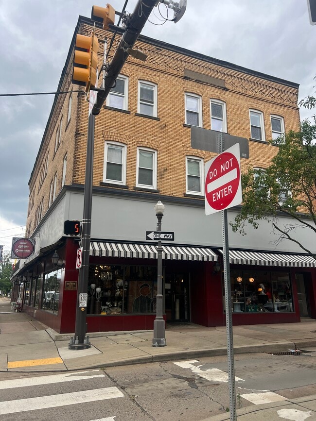 405 Mill St, Unit #2