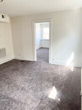 7474 McClure Ave, Unit Unit 3 in Pittsburgh, PA - Building Photo - Building Photo