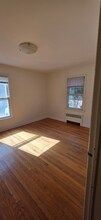 826 E Henry Clay St in Whitefish Bay, WI - Building Photo - Building Photo