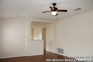 554 Coral Harbor in San Antonio, TX - Building Photo - Building Photo