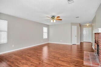 5640 Ainsdale Dr in Fort Worth, TX - Building Photo - Building Photo